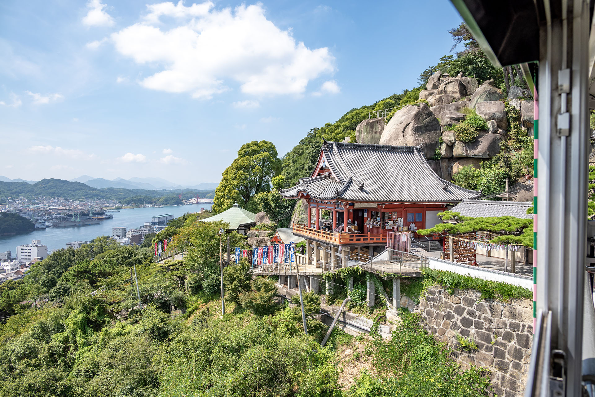 千光寺を目指して朝散歩。箱庭尾道を独り占め。