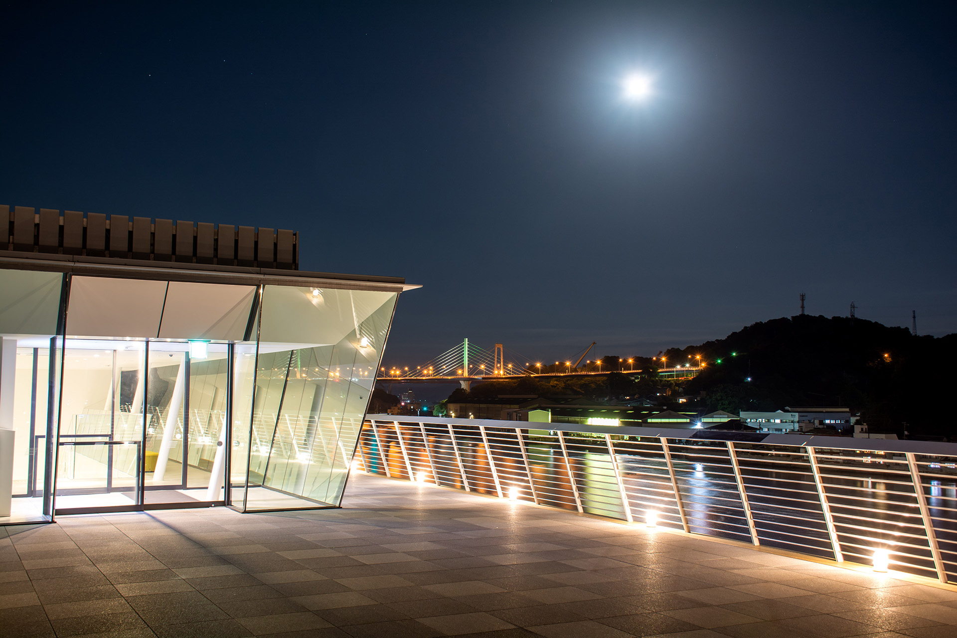 尾道水道を眼下に見渡す穴場ビュースポット