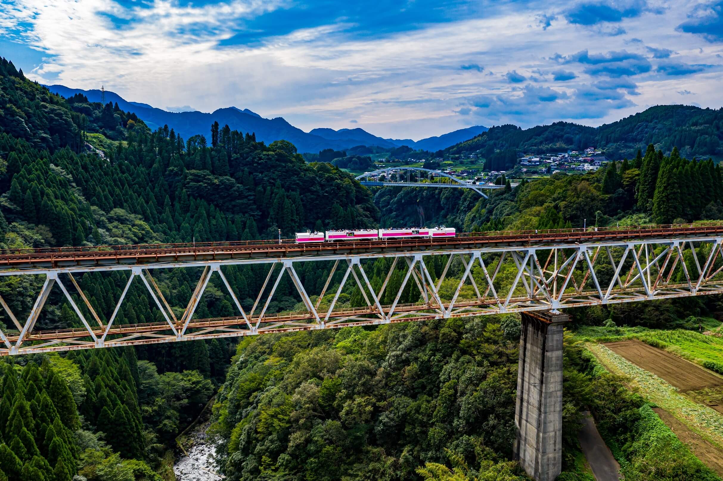 高さ日本一の鉄道鉄橋からの絶景