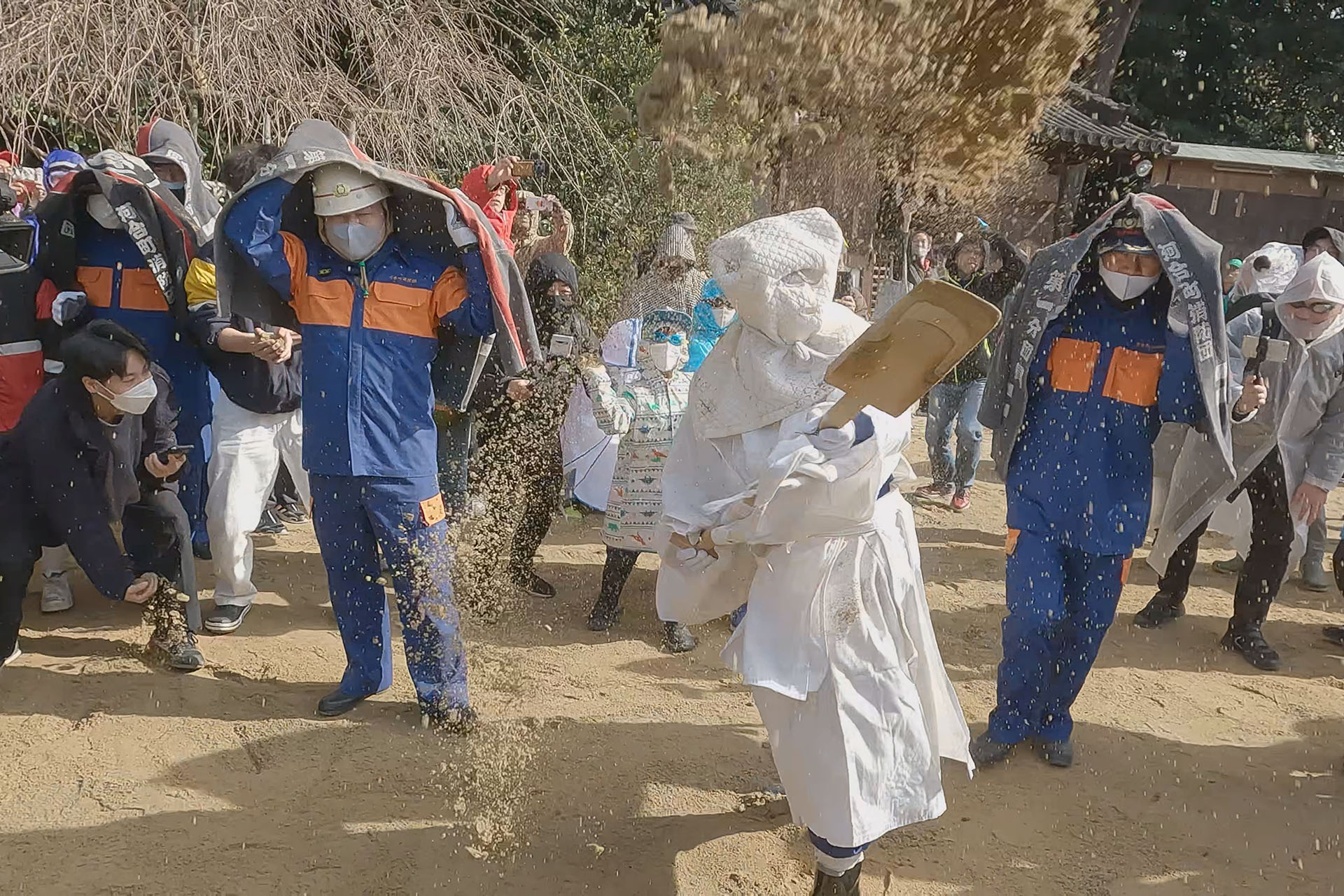 まさに土砂降りの奇祭！廣瀬神社　砂かけ祭り！